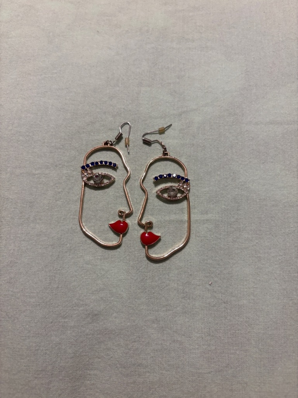 Abstract Face Drop Earrings with Red Lips and Blue Accent